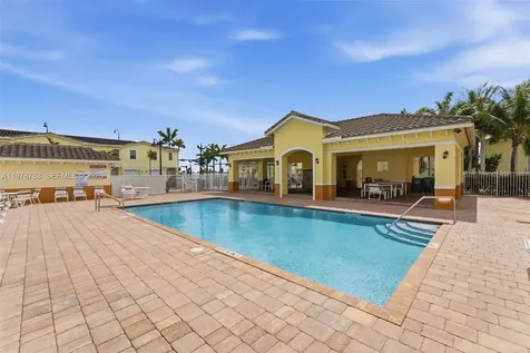 4032 NW 11th Street Lauderhill FL 33313