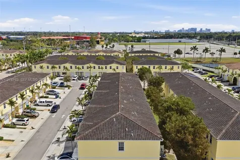 4032 NW 11th Street Lauderhill FL 33313