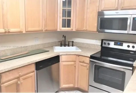 5930 Whispering Pine Palm Beach FL 33463