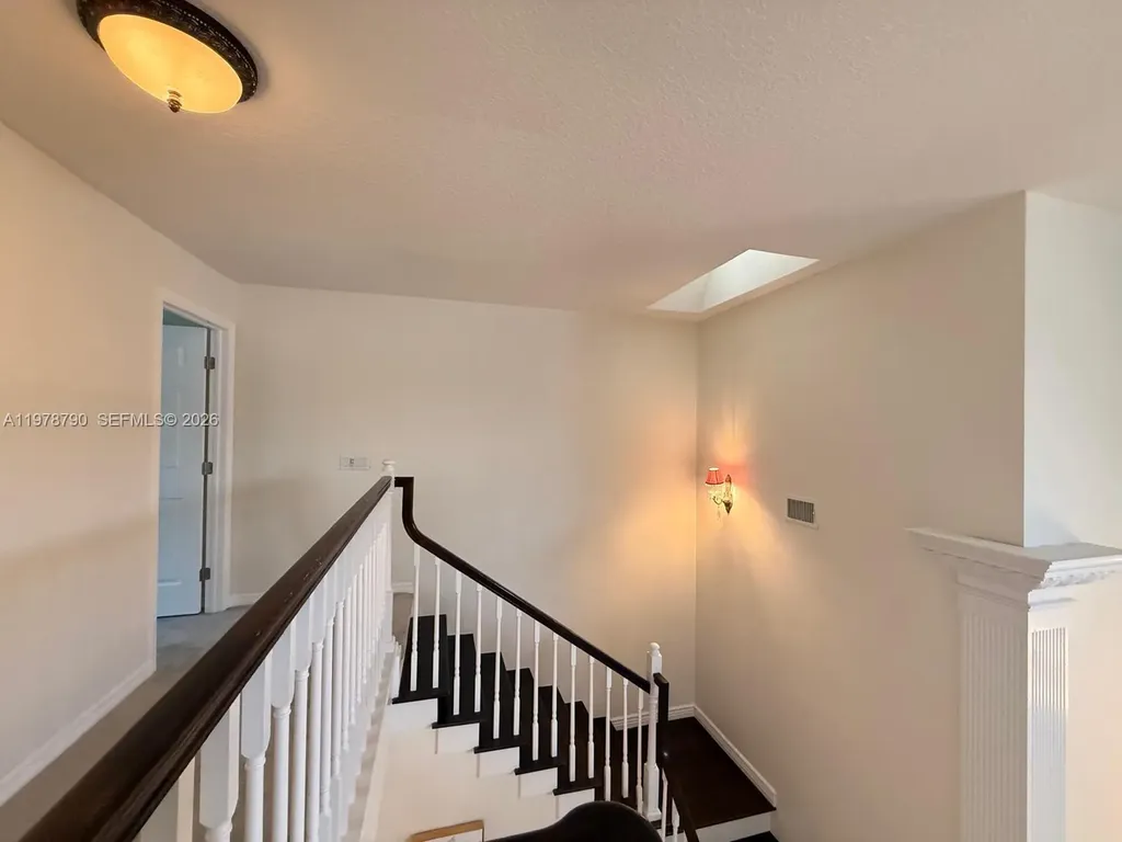 30 Windsor Lane Palm Beach Gardens FL 33418