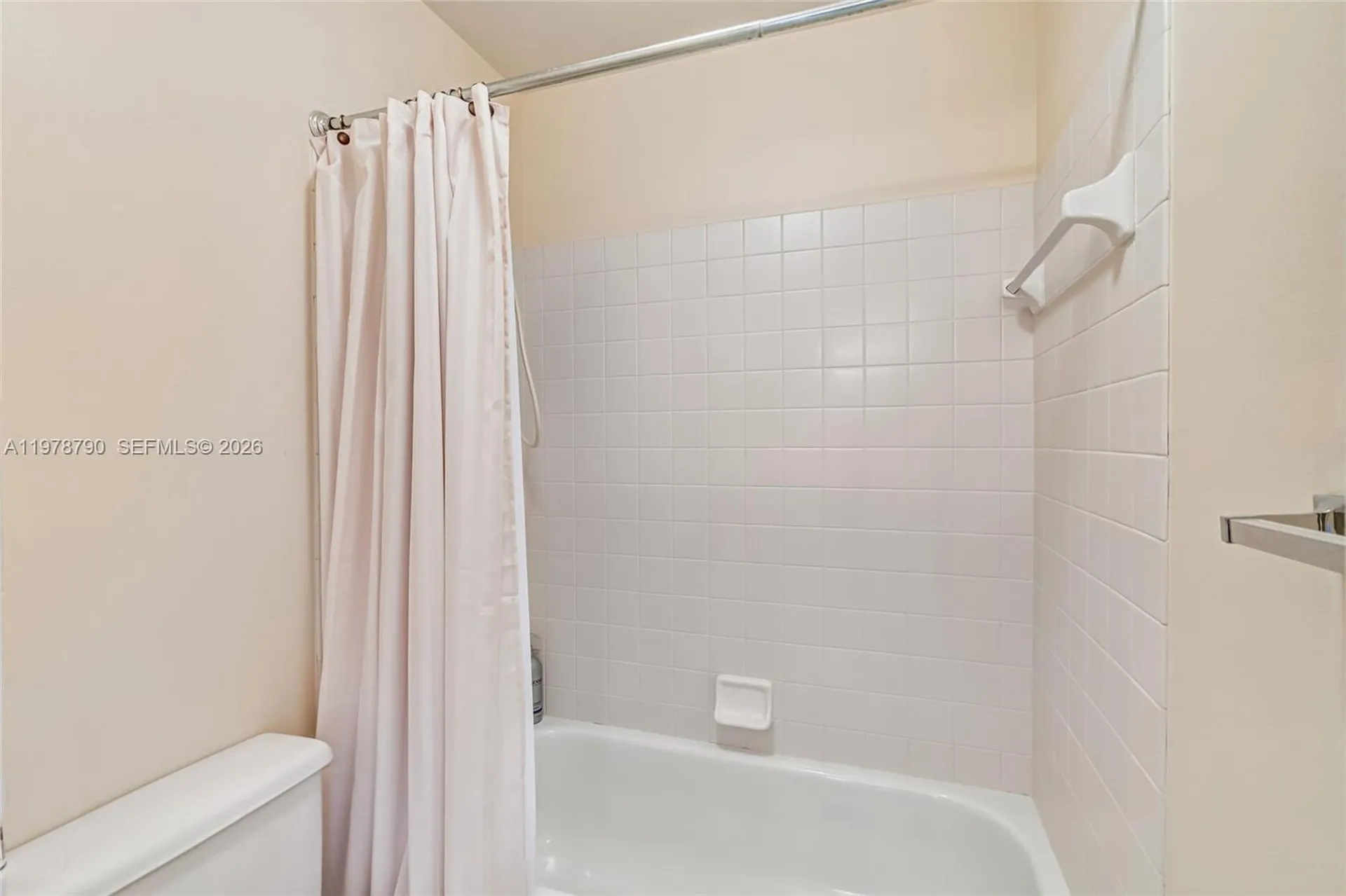 30 Windsor Lane Palm Beach Gardens FL 33418
