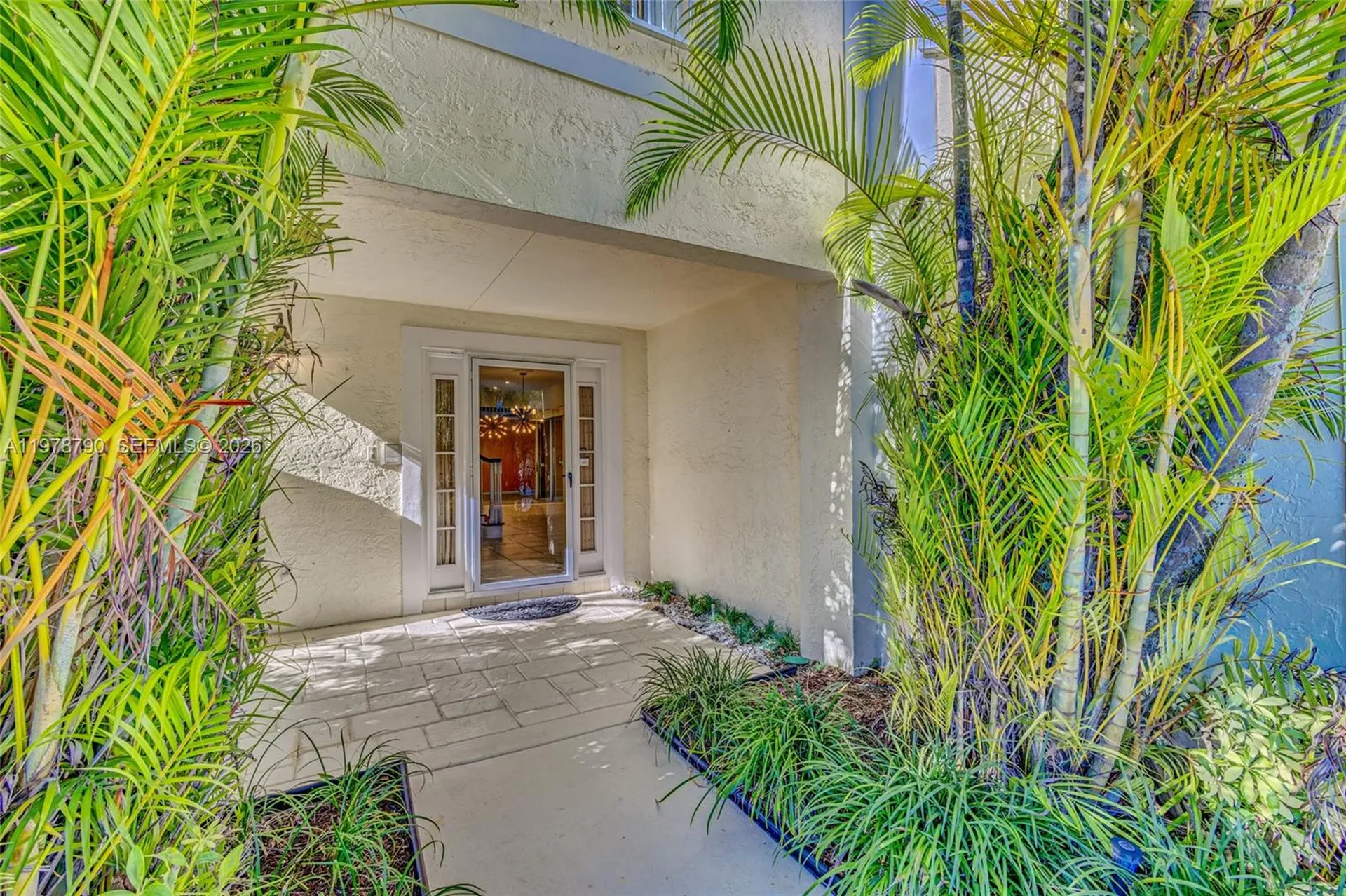 30 Windsor Lane Palm Beach Gardens FL 33418