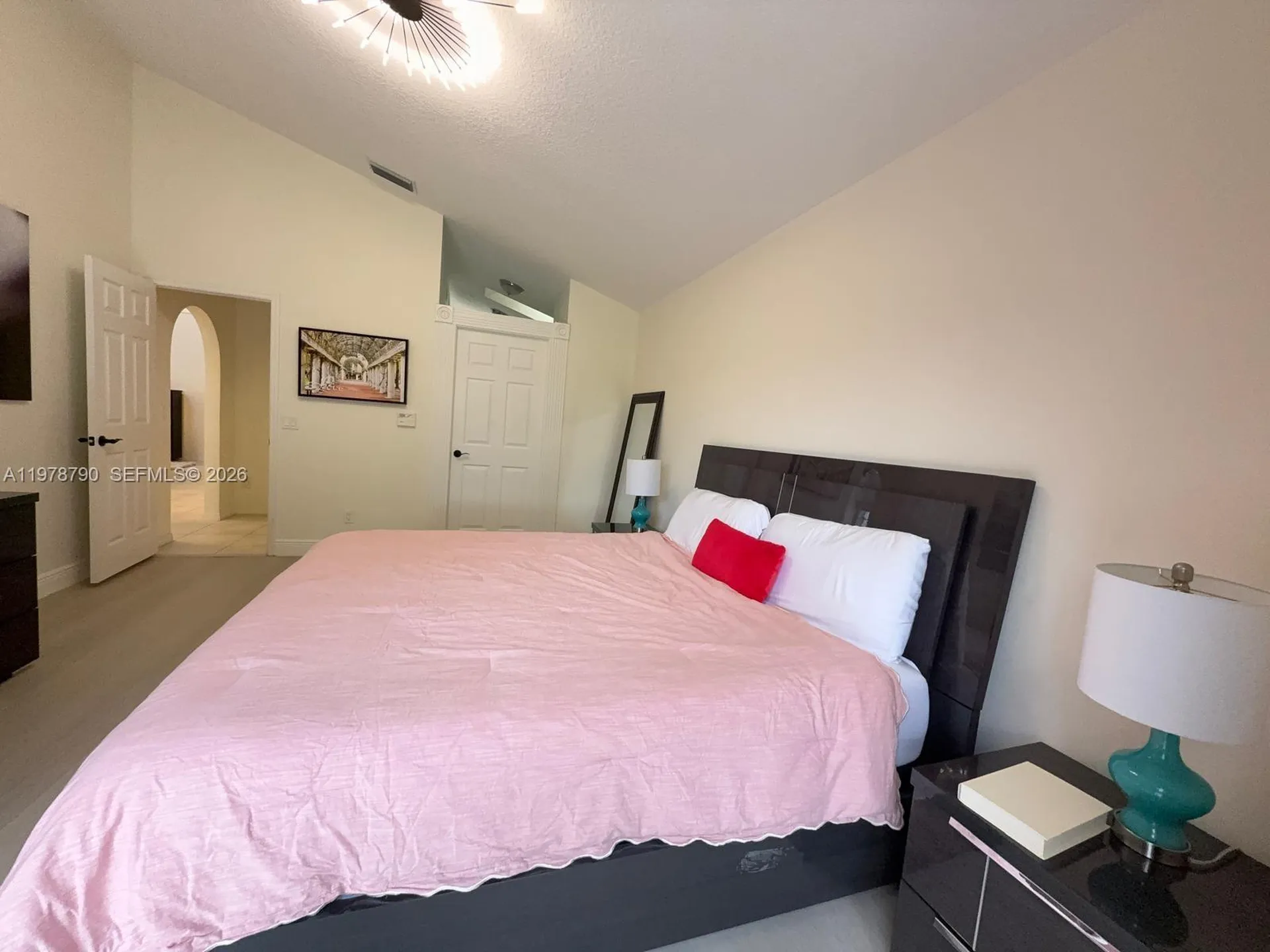 30 Windsor Lane Palm Beach Gardens FL 33418