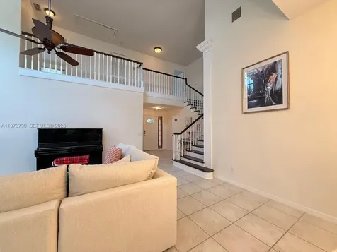 30 Windsor Lane Palm Beach Gardens FL 33418