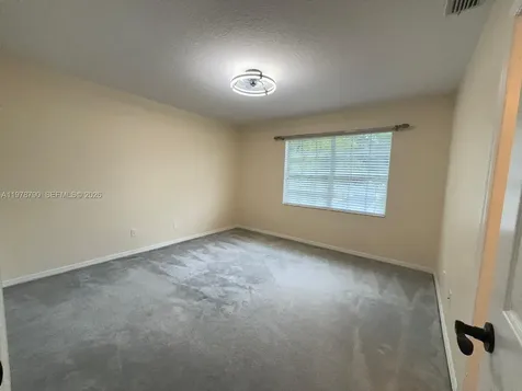 30 Windsor Lane Palm Beach Gardens FL 33418