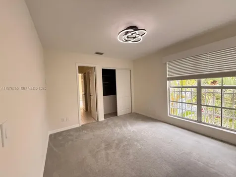 30 Windsor Lane Palm Beach Gardens FL 33418