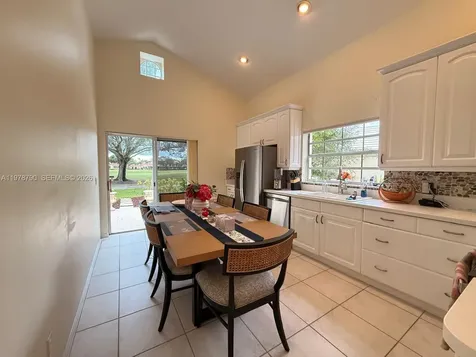 30 Windsor Lane Palm Beach Gardens FL 33418