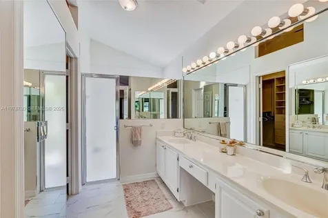30 Windsor Lane Palm Beach Gardens FL 33418