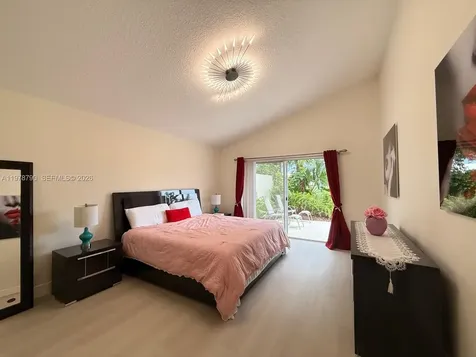 30 Windsor Lane Palm Beach Gardens FL 33418