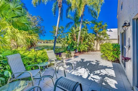 30 Windsor Lane Palm Beach Gardens FL 33418