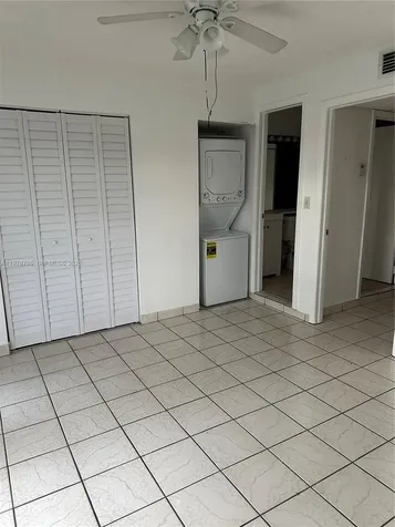 2194 W 60th Street Hialeah FL 33016
