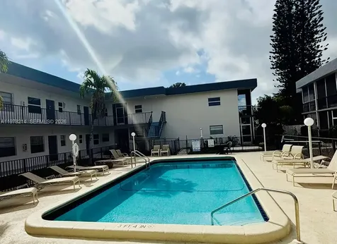 415 NE 2nd Street Hallandale Beach FL 33009