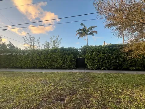 9151 SW 128 Street Kendall FL 33176