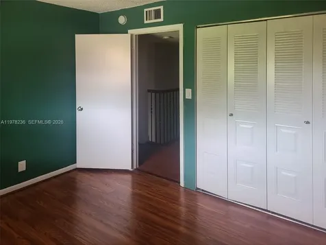 29 Seville Circle Davie FL 33324