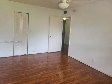 29 Seville Circle Davie FL 33324