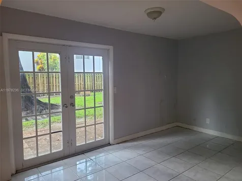29 Seville Circle Davie FL 33324