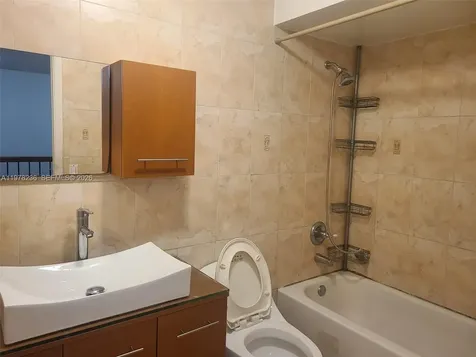 29 Seville Circle Davie FL 33324