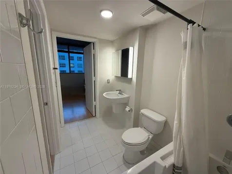 690 SW 1st Court Miami FL 33130