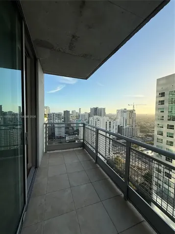 690 SW 1st Court Miami FL 33130