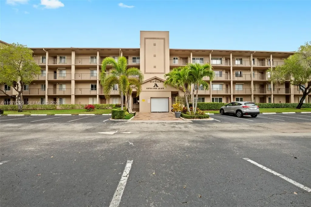 13701 SW 12th Street Pembroke Pines FL 33027