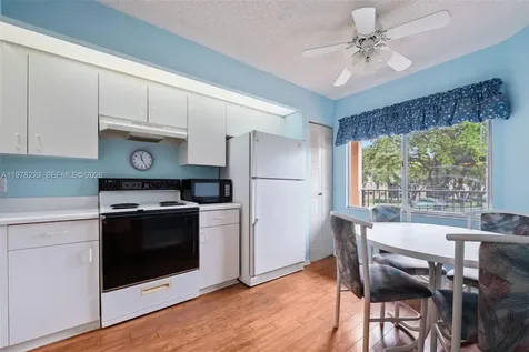 13701 SW 12th Street Pembroke Pines FL 33027