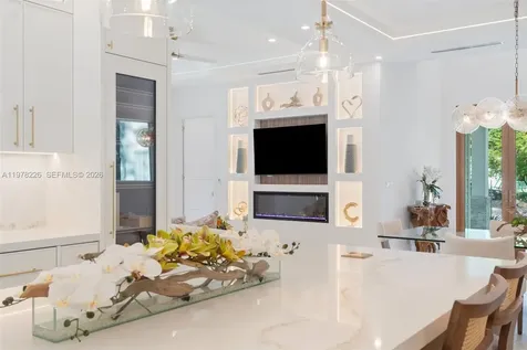 114 Royal Lane Islamorada FL 33036