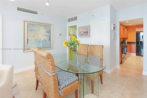 3001 S Ocean Drive Hollywood FL 33019