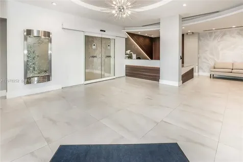 3001 S Ocean Drive Hollywood FL 33019