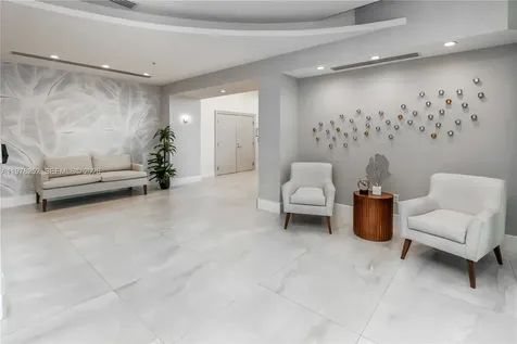 3001 S Ocean Drive Hollywood FL 33019
