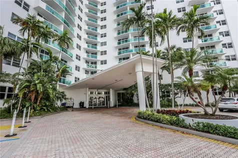 3001 S Ocean Drive Hollywood FL 33019