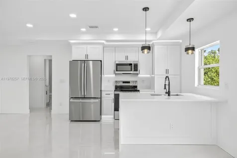 2916 Dora Lehigh Acres FL 33974