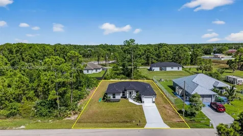 2916 Dora Lehigh Acres FL 33974