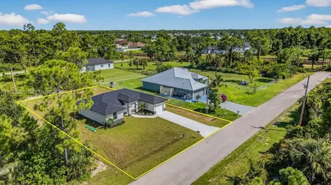 2916 Dora Lehigh Acres FL 33974