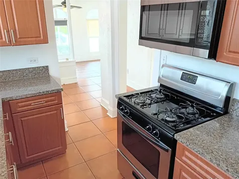 2346 SW 20th Street Miami FL 33145