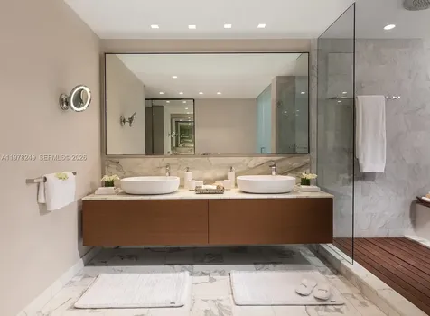 10201 Collins Avenue Bal Harbour FL 33154