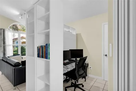 8751 SW 215th Terrace Cutler Bay FL 33189