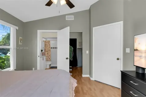 8751 SW 215th Terrace Cutler Bay FL 33189