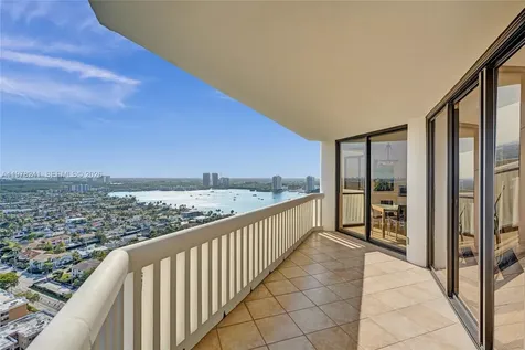 2000 Island Boulevard Aventura FL 33160