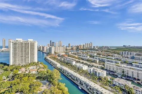 2000 Island Boulevard Aventura FL 33160
