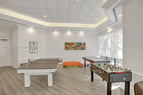 2000 Island Boulevard Aventura FL 33160