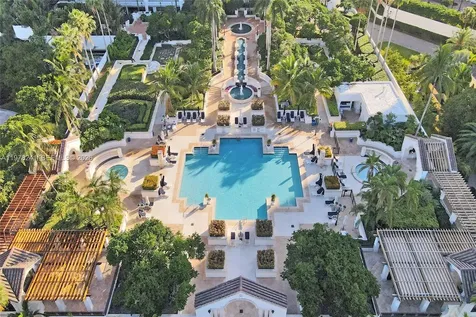 2000 Island Boulevard Aventura FL 33160