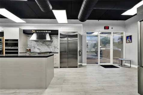 7770 NW 46th Street Doral FL 33166