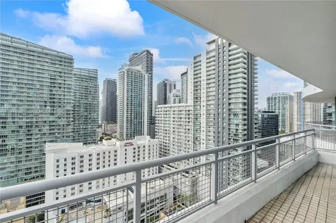 60 SW 13th Street Miami FL 33130