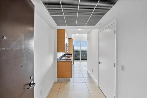 60 SW 13th Street Miami FL 33130