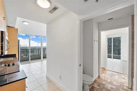 60 SW 13th Street Miami FL 33130
