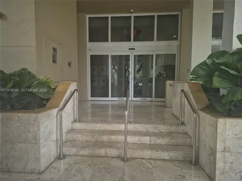 770 Claughton Island Drive Miami FL 33131