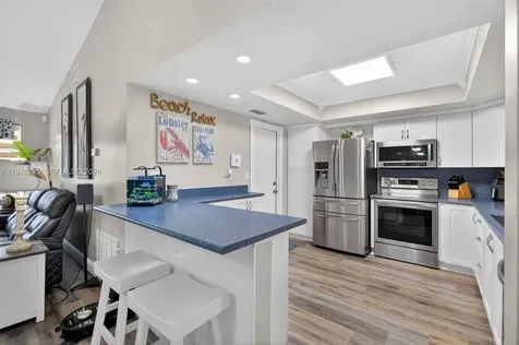 9291 NW 11th Court Pembroke Pines FL 33024