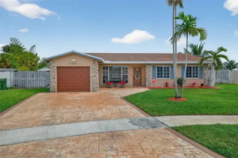 9291 NW 11th Court Pembroke Pines FL 33024