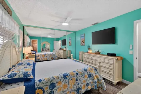9291 NW 11th Court Pembroke Pines FL 33024