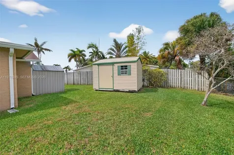 9291 NW 11th Court Pembroke Pines FL 33024